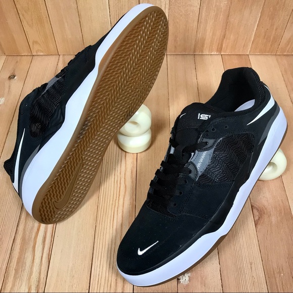 Nike SB Ishod Wair Black White Grey Skate Shoes - Picture 1 of 5